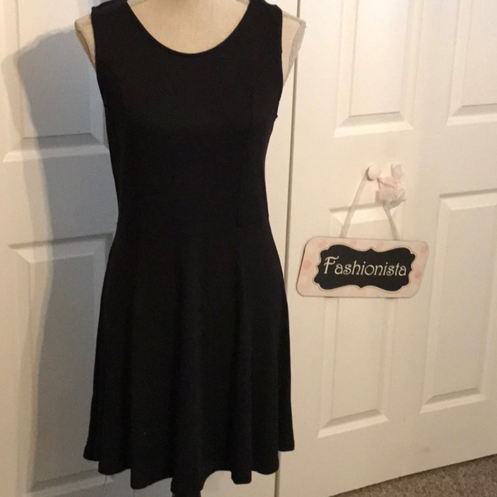 Fit and Flare little black dress - Picture 1 of 5